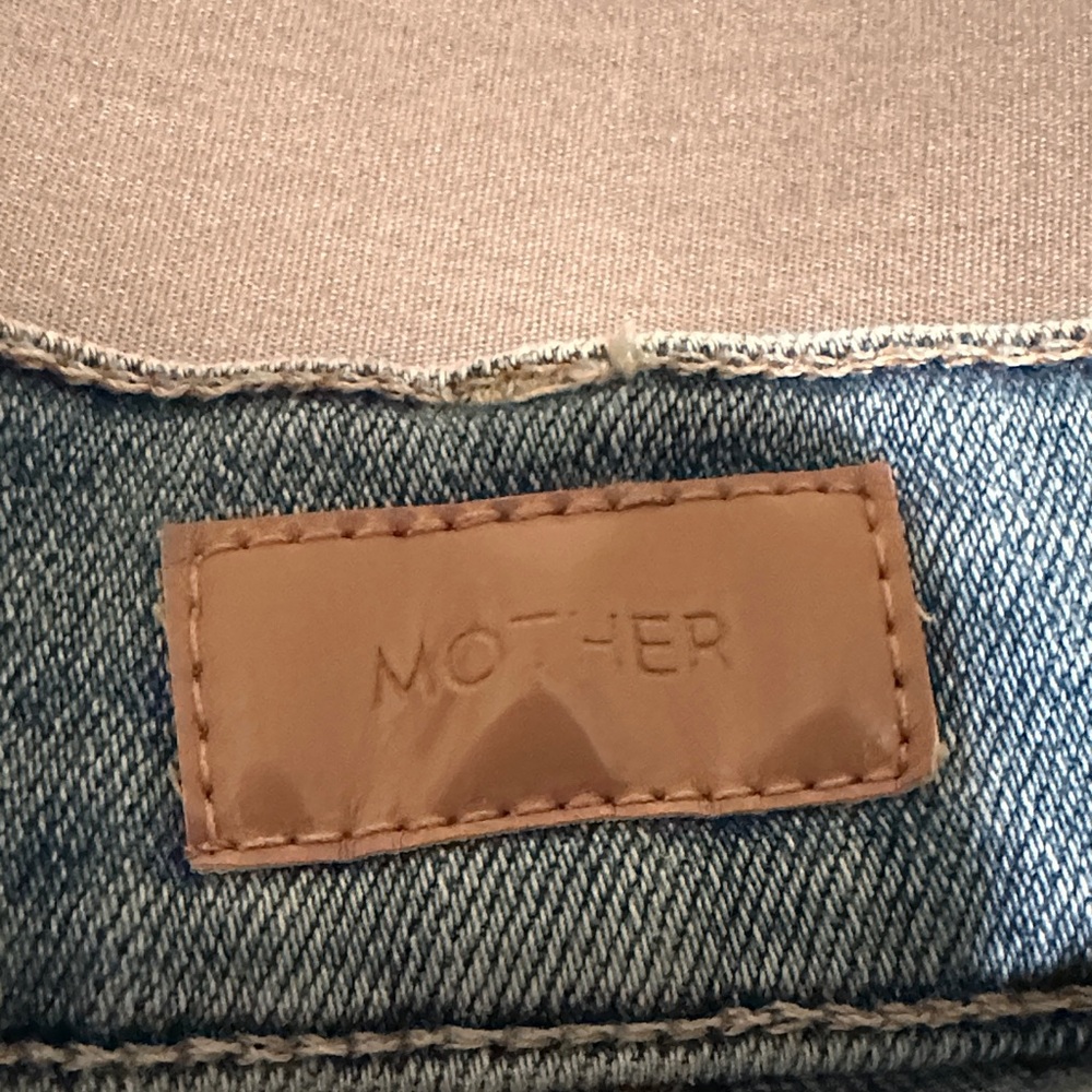 MOTHER The Hustler Ankle Fray. Size 27. Wash is Au Revoir. - Picture 4 of 10